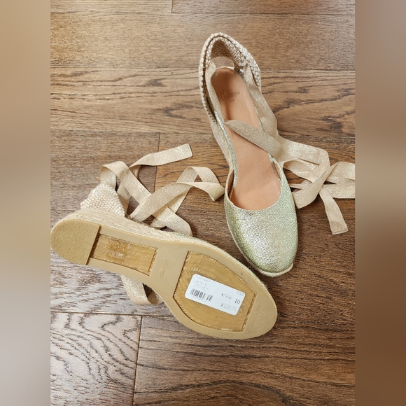 Castaner Carina Gold Wedge Espadrilles 40 NWT - Picture 2 of 4